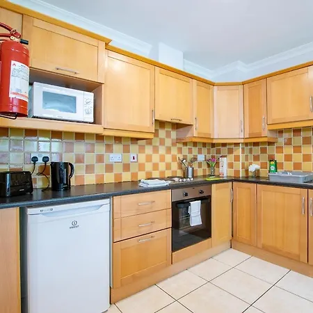 Holiday home Bright & Spacious Townhouse *