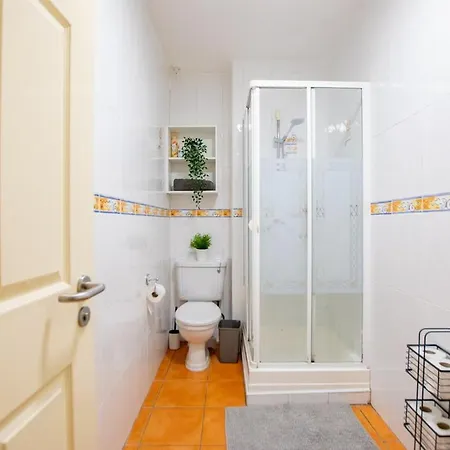 Holiday home Bright & Spacious Townhouse